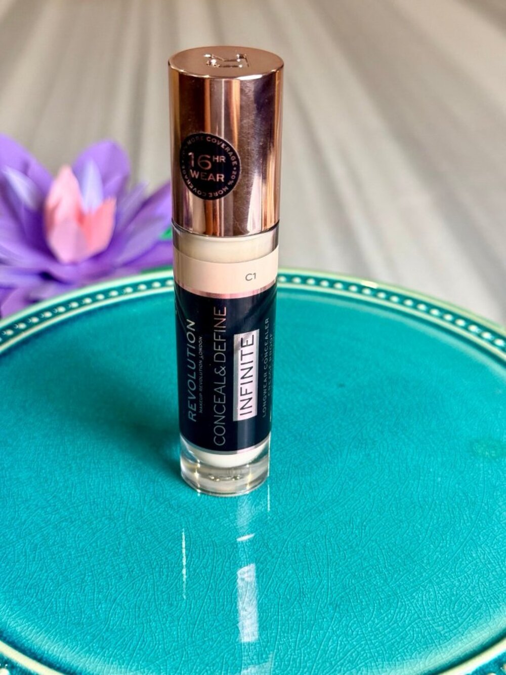 NEW Makeup Revolution Conceal & Define Infinite Concealer – C1